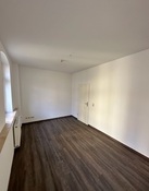 6 Zimmer 1